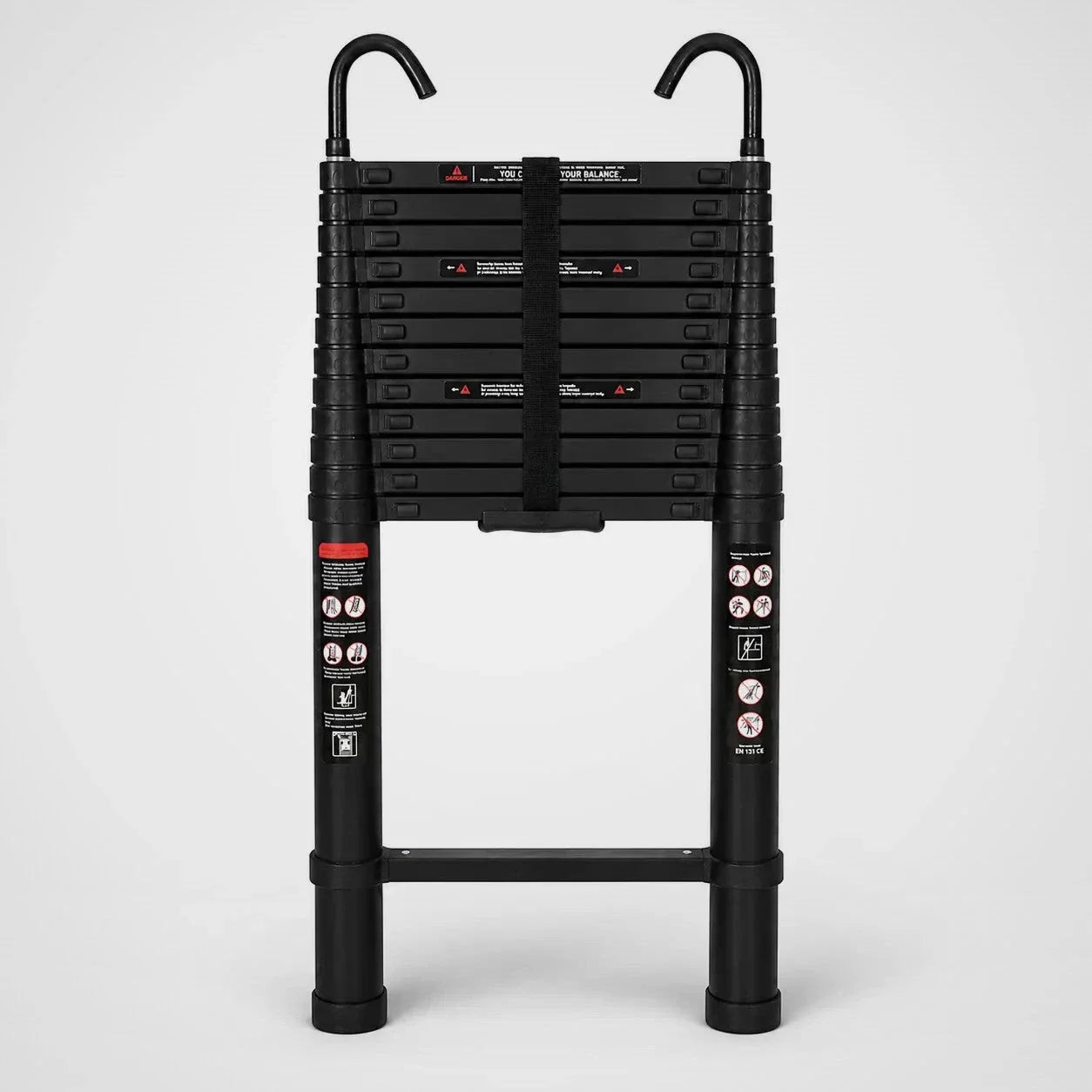 Telescopic ladder 5 m Black Pro: rungs with side-mounted locking mechanisms